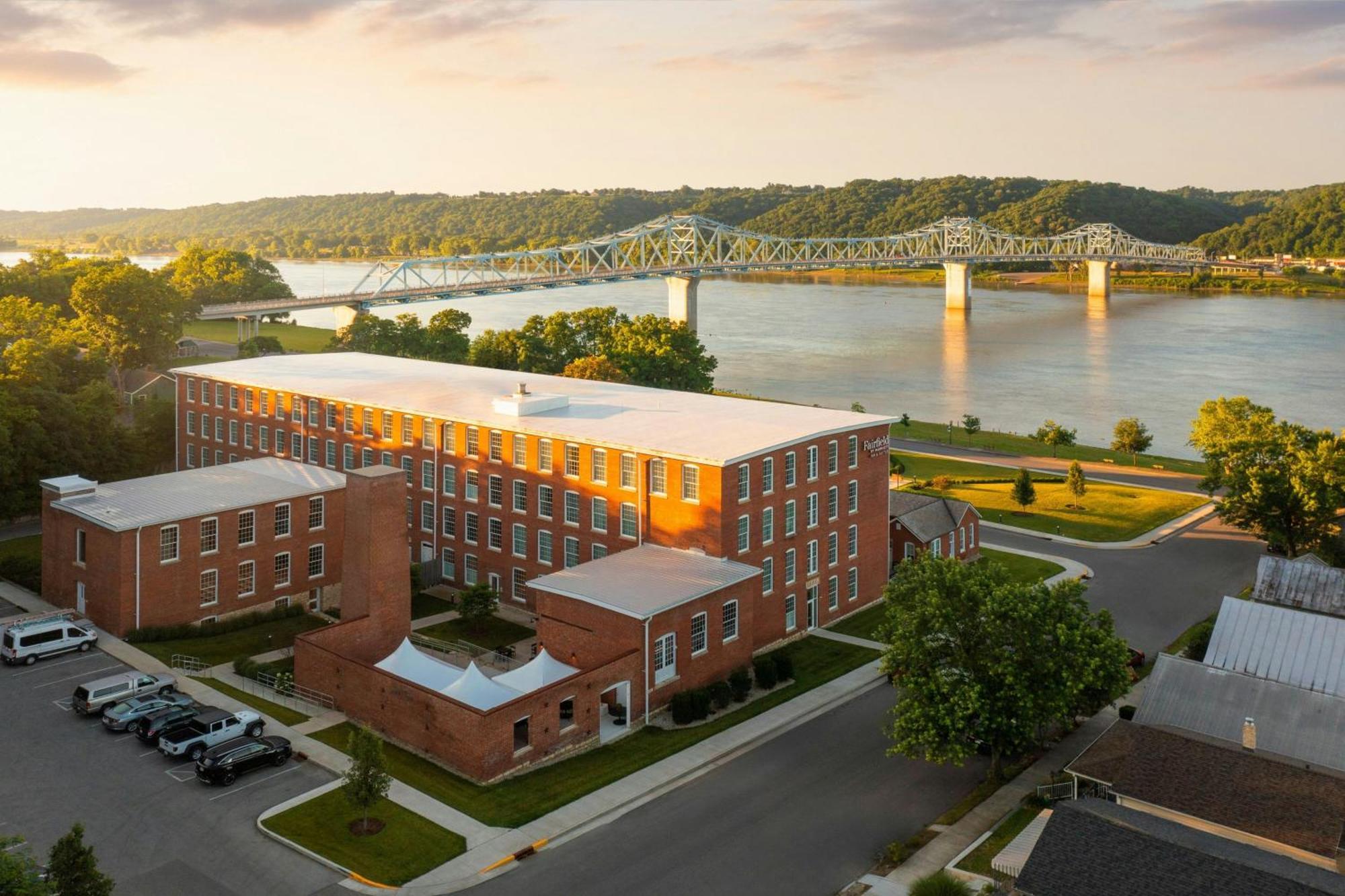 Fairfield Inn & Suites Madison Historic Eagle Cotton Mill Exterior photo
